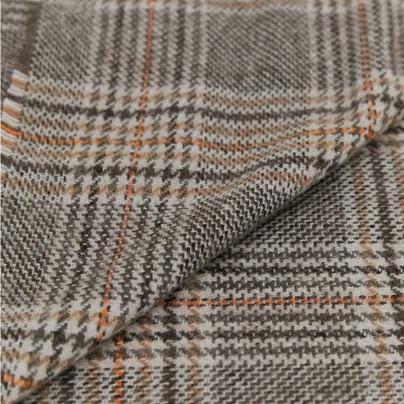 New Look heritage check scarf in mink - Picture 2 of 6